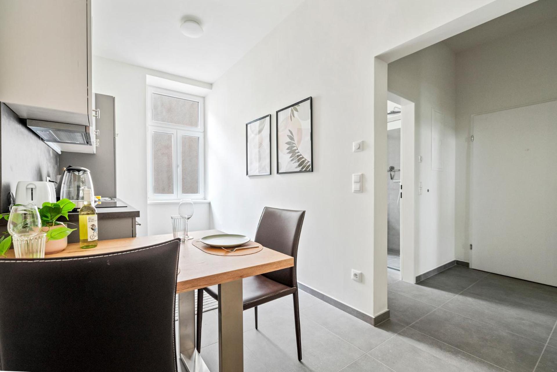 Cozy, Generous City Apartment - 10 Min To City-Centre - Contactless 24H Check-In Вена Экстерьер фото